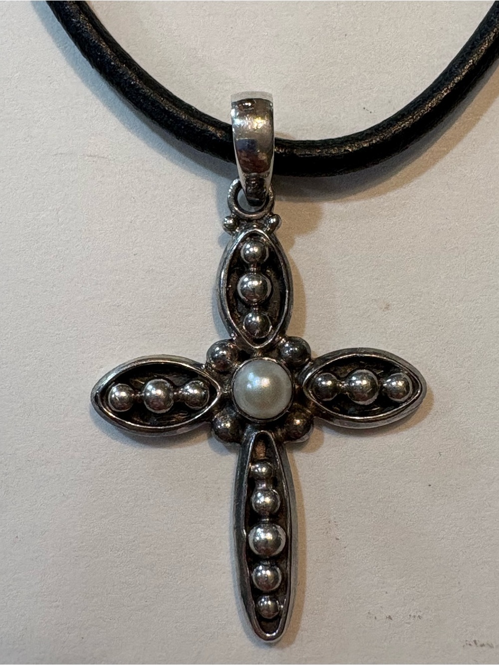 Retired Silpada S0971 Contemporary Credence Pearl Cross Necklace w/ Leather Cord